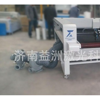 布料玩具分切機有激光的嗎
