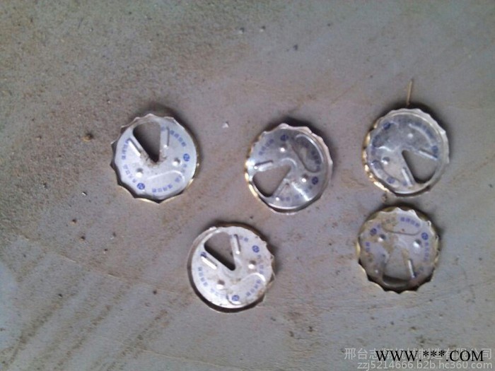 全自動(dòng)易拉罐剝蓋機(jī) 廢舊易拉罐分切機(jī) 易拉罐分切罐口分離機(jī)  歡迎新老顧客咨詢
