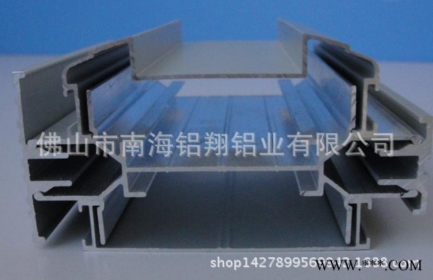 佛山市黃洞6063鋁型材胚料 多種氧化鋁型材 免費(fèi)拿樣