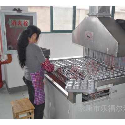 鋁鍋、蛋糕模、不粘鍋前處理清洗機 噴淋式表面清洗磷化設備